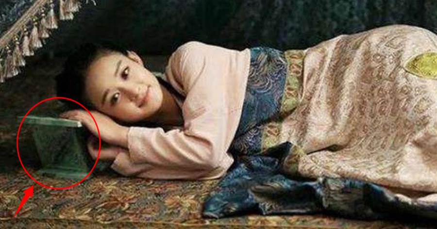 為何古代人用「瓷枕」，枕著不難受嗎？專家：方便女子